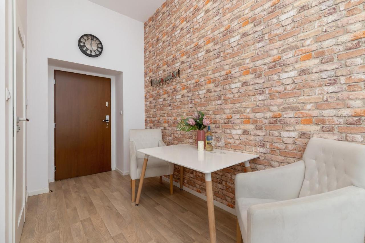 Beautiful Apartments Krakow Dietla By Noclegi Renters Luaran gambar
